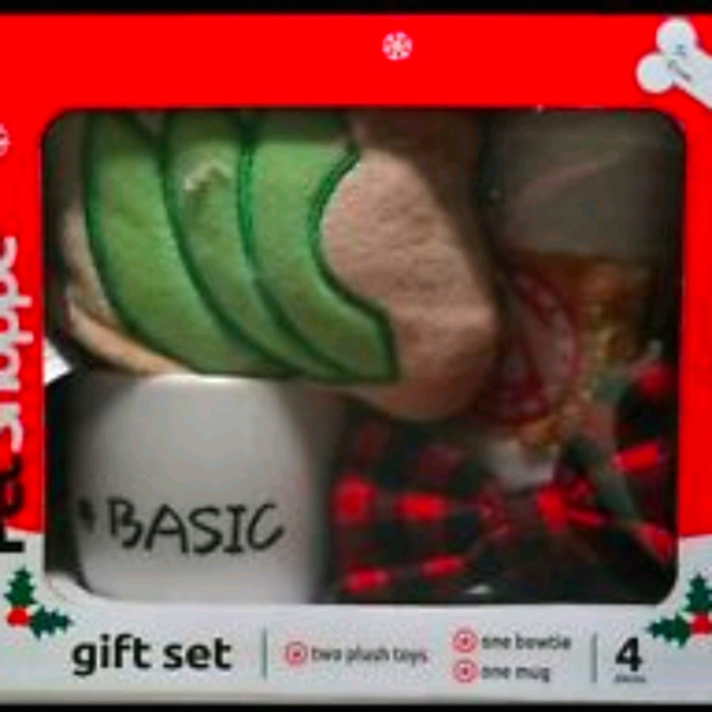 Pet Shoppe 4 Piece Dog Gift Set
